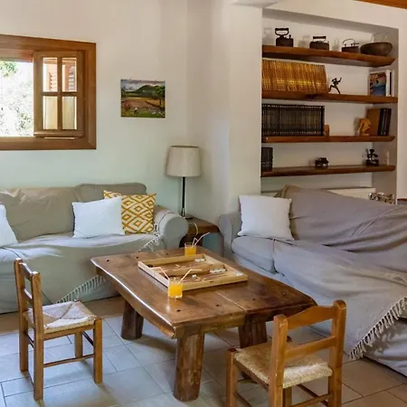 別荘 Platanos ヴァシリキ